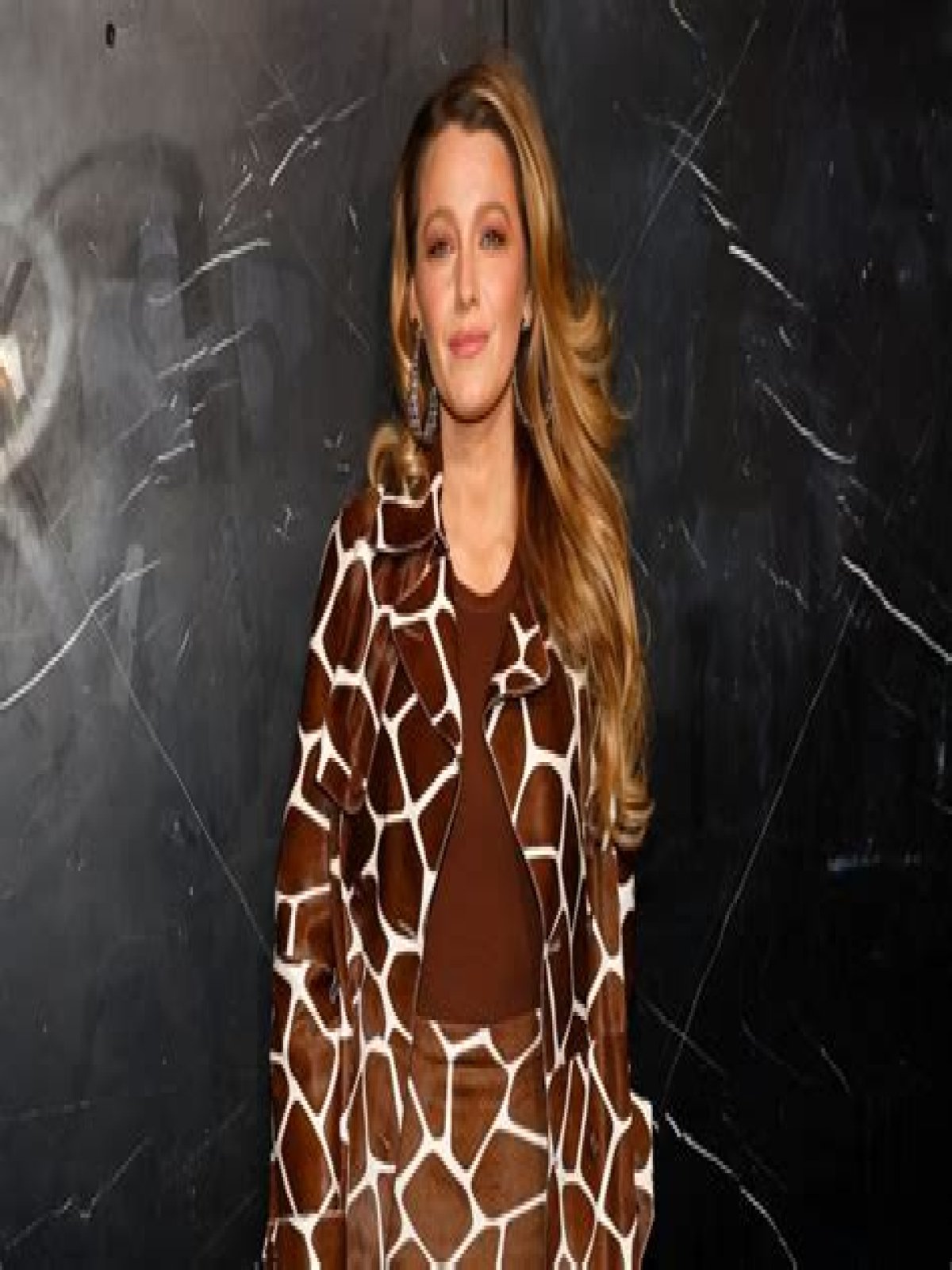 Blake Lively Fawns Over Husband Ryan Reynolds’ Picture Showing Off His Biceps
