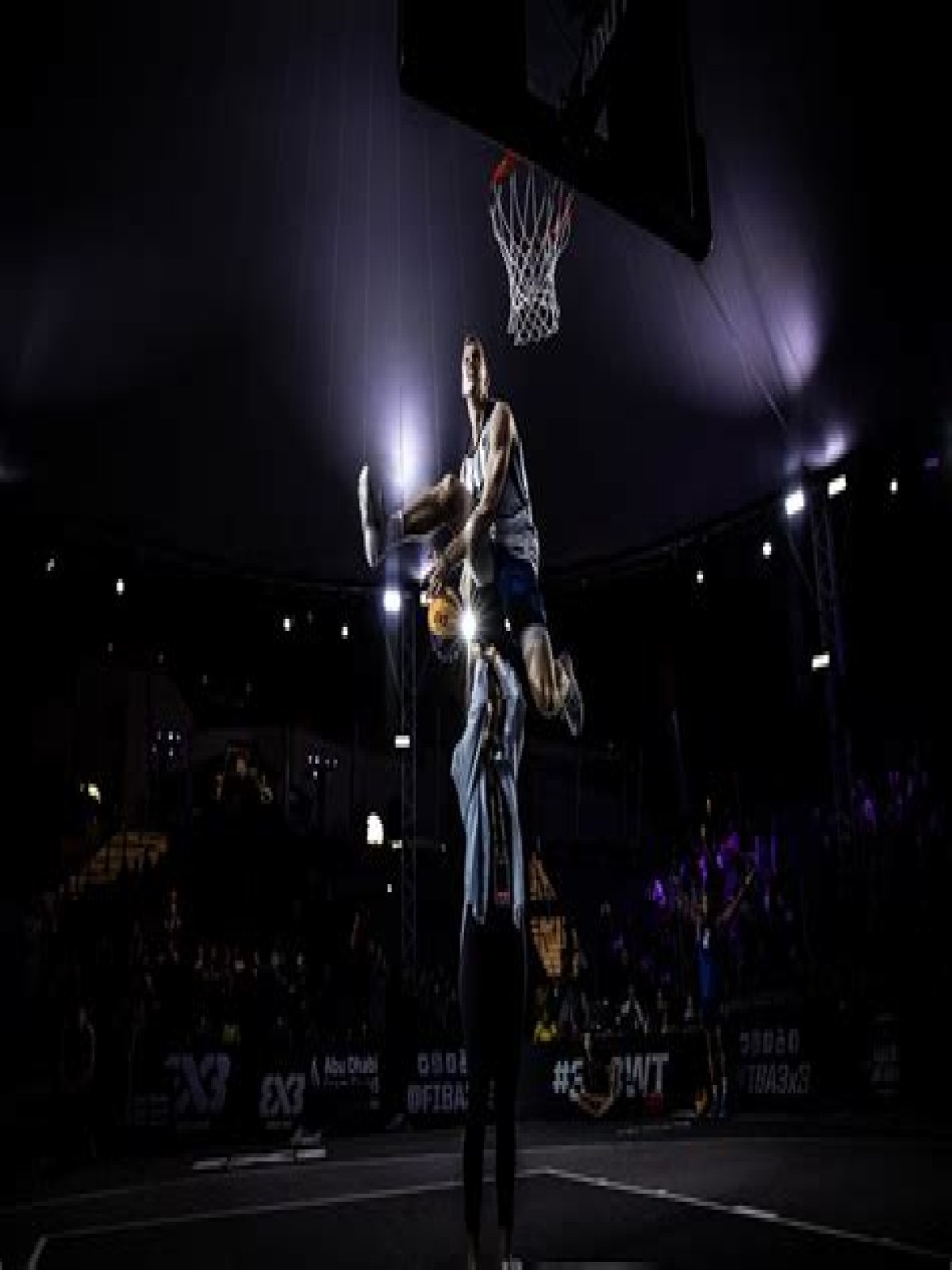 Can you dunk in 3x3?