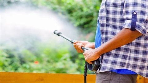 Can you pressure wash artificial grass?