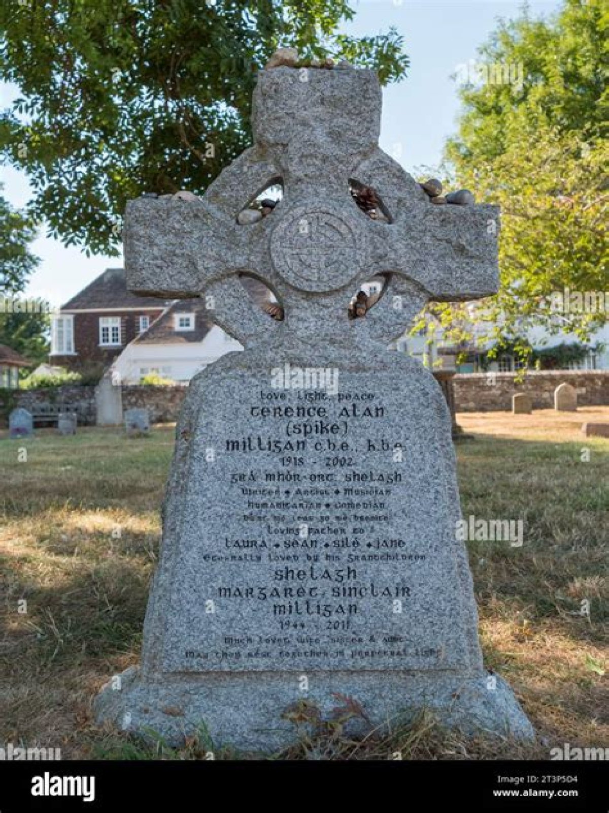 Did Spike Milligan live in Winchelsea?