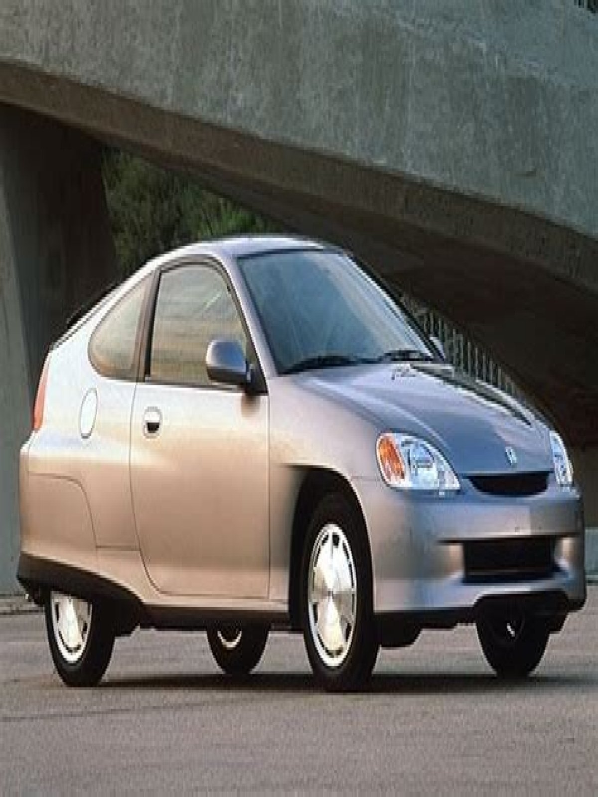 How much does a 2000 Honda Insight weigh?