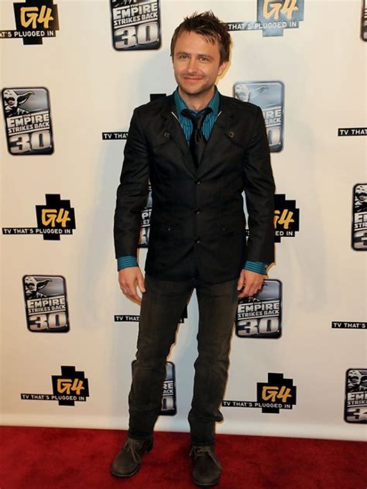 How tall is Chris Hardwick
