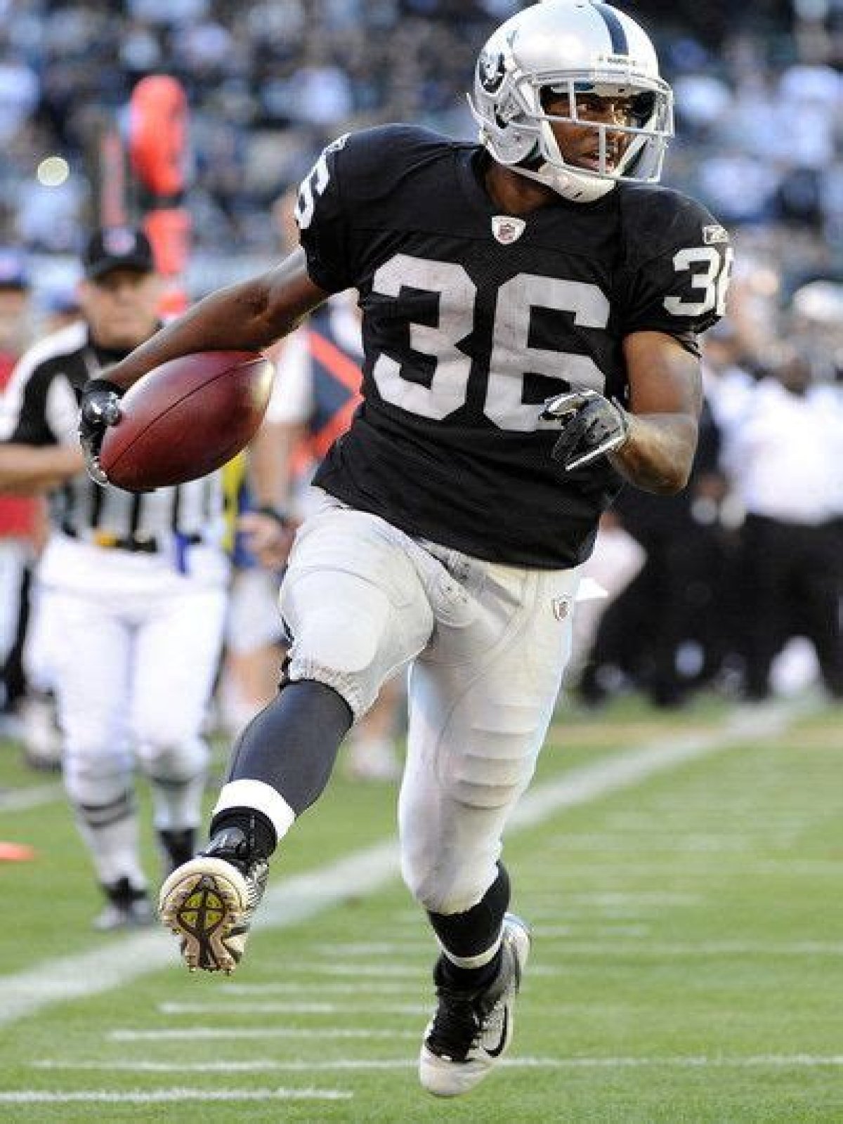 Who is Taiwan Jones Dating Now?